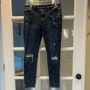 Buckle Black No. 53 Distressed Ankle Skinny Jean Size 28